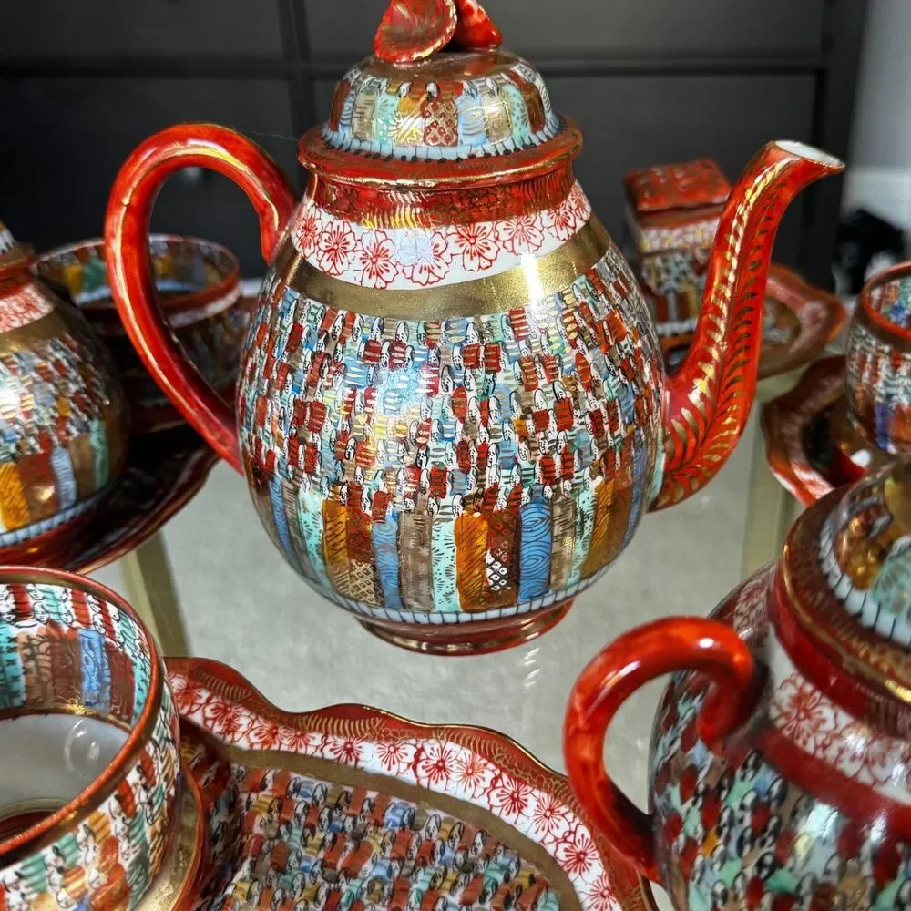 Vintage Antique Japanese Thousand Faces Piece Porcelain Tea Set 15Pcs